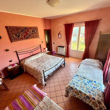 La Casa Rosa Borghetto di Vara Exterior foto