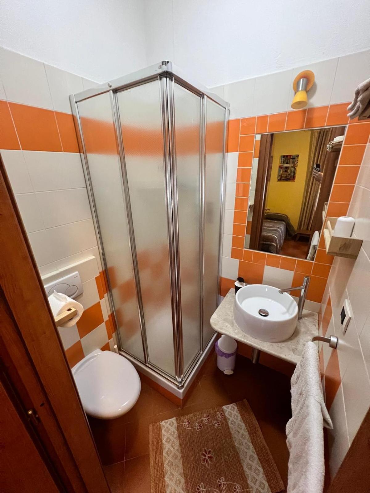 La Casa Rosa Borghetto di Vara Exterior foto